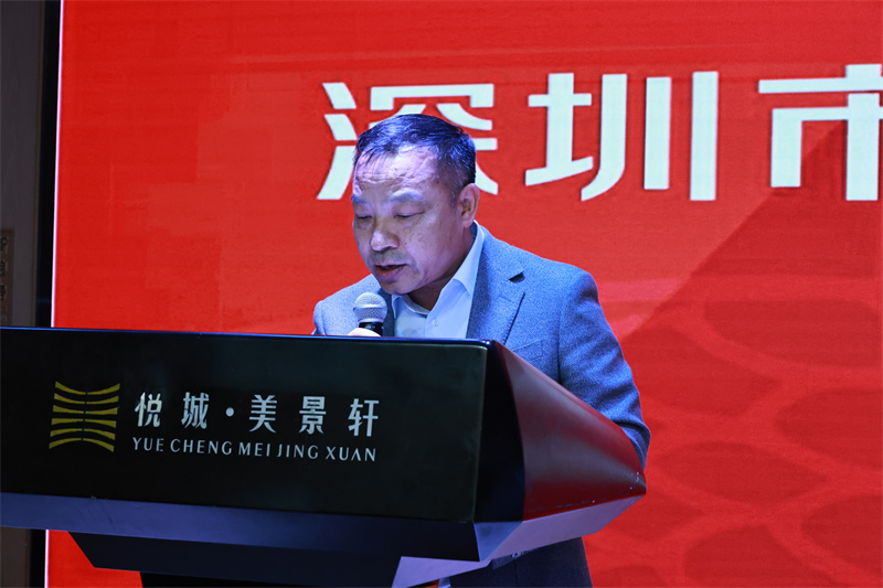 董事长许国军先生致词.jpg